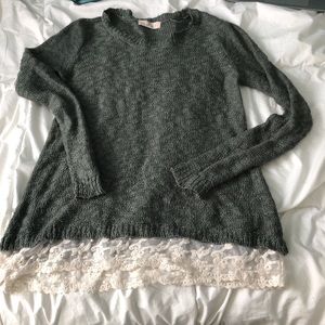Sweater w lace bottom !!